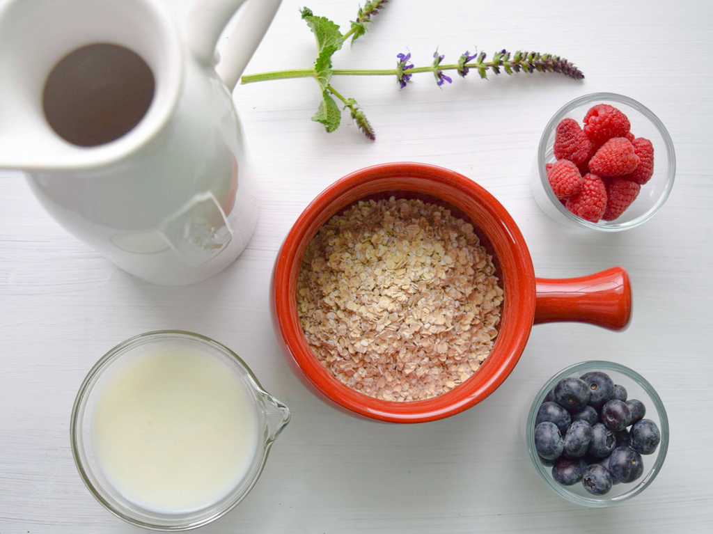 Starte fit in den Tag – Porridge-Beeren-Rezept